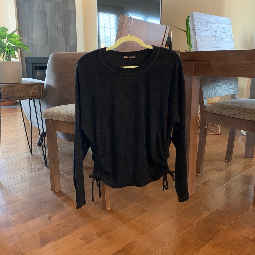 Zara Black Long Sleeve Tee